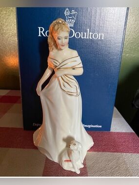 Royal Doulton Morning Walk figurine